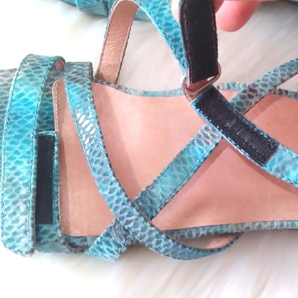 Abeo Bio System Snake Print Sandals Sz WN 5 - Picture 4 of 9